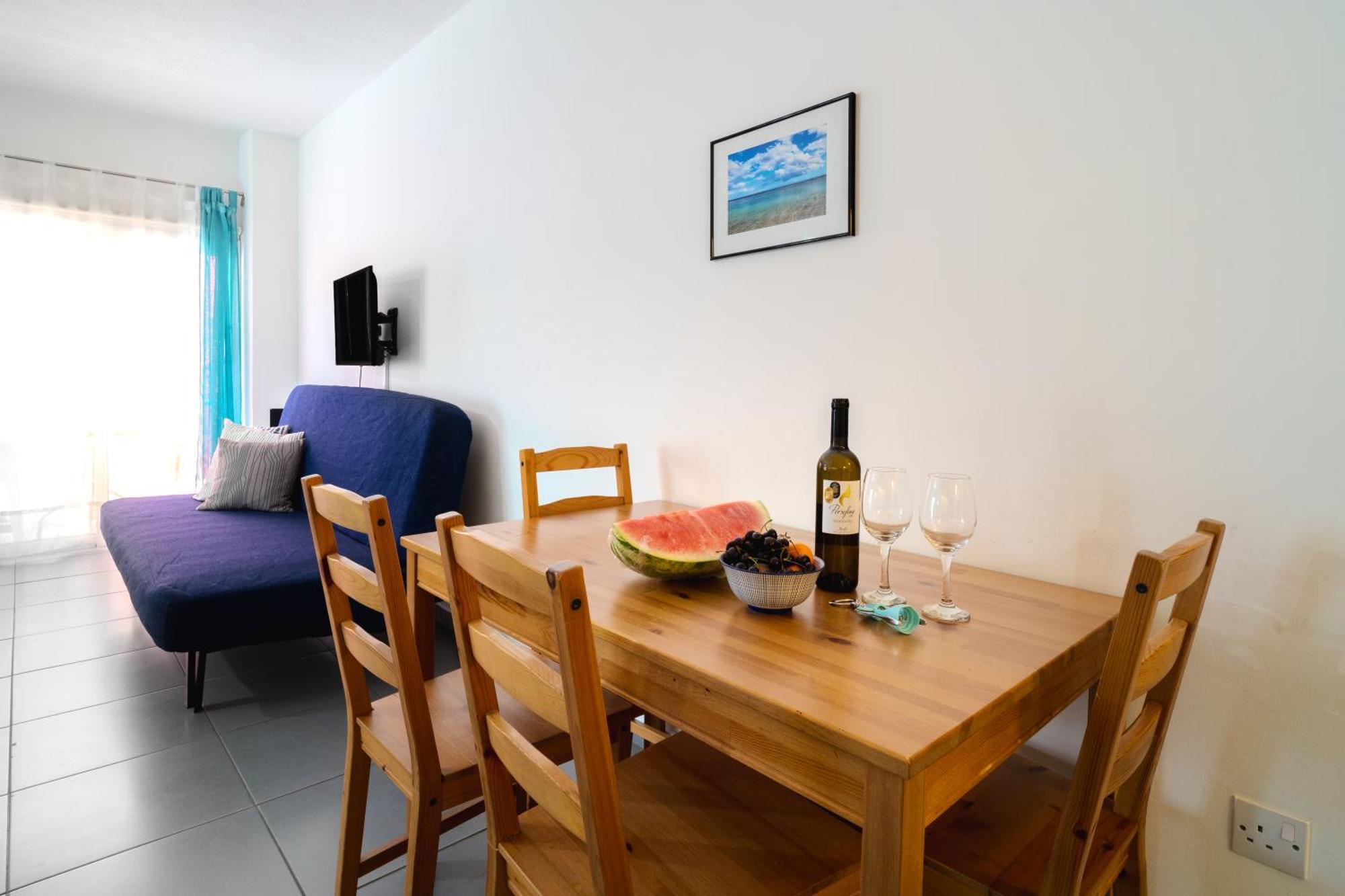 Mackenzie Blu Beach Studio Larnaca Exterior foto